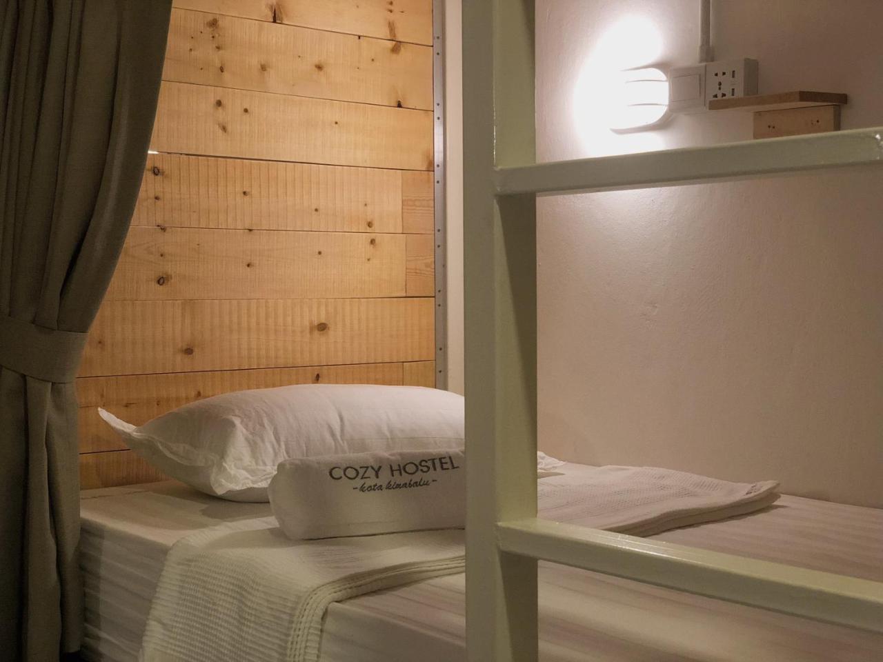 Cozy Hostel Kampong Sembulan المظهر الخارجي الصورة